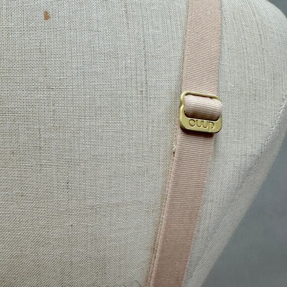 CUUP The Plunge Mesh Underwire Bra Size 36B in Taupe - Picture 13 of 16